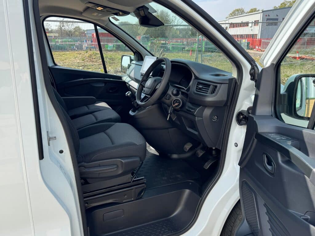 Renault Trafic SL30 freezer van, photo 12 of 13