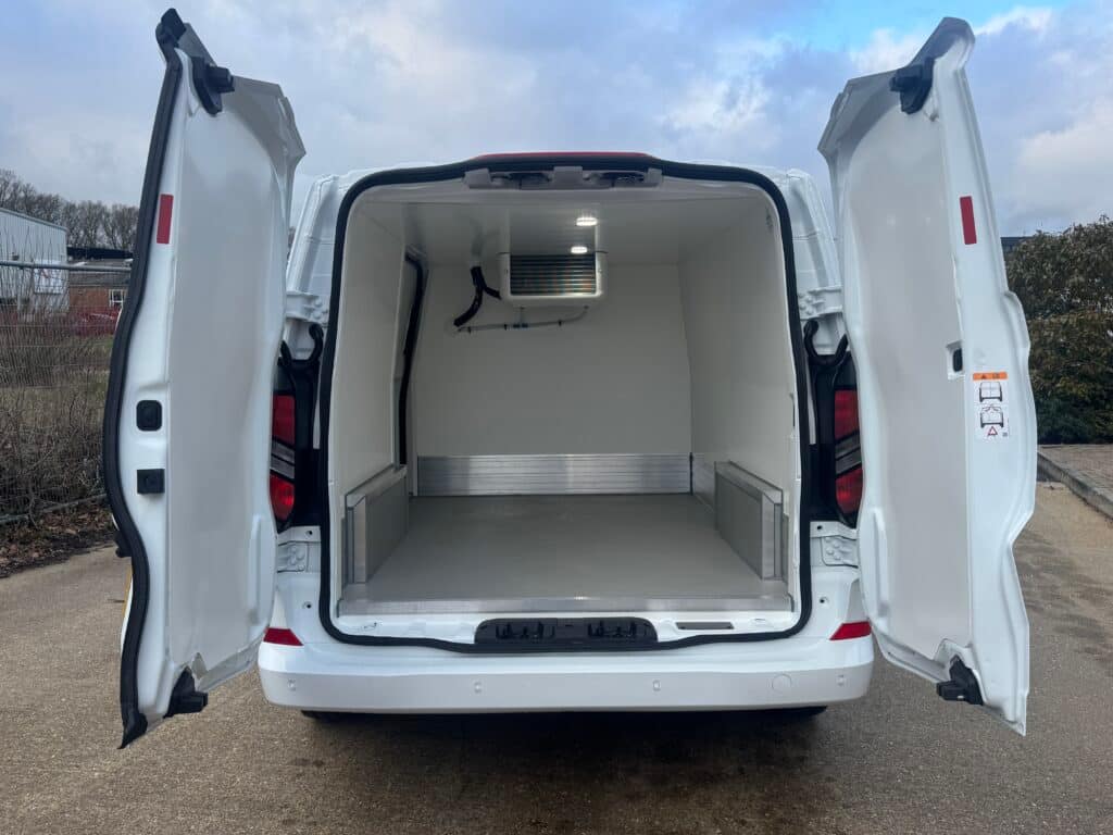 2026 Transit Custom L1H1 Limited chiller van, photo 9 of 16