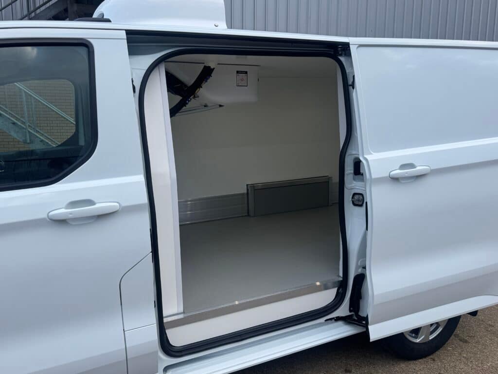 2026 Transit Custom L1H1 Limited chiller van, photo 10 of 16