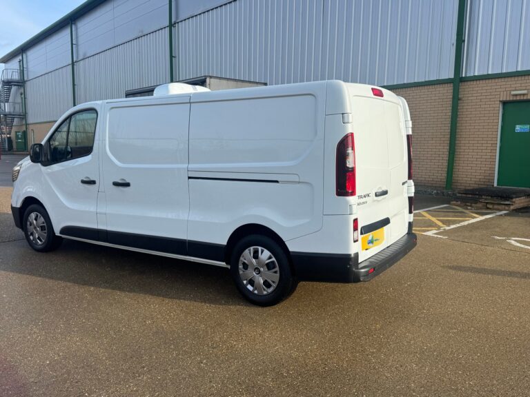 2024 74 Reg Renault Trafic Blue Dci 2.0 Ll30 Advance L2 H1 refrigerated van – photo 4 of 11