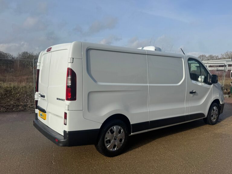 2024 74 Reg Renault Trafic Blue Dci 2.0 Ll30 Advance L2 H1 refrigerated van – photo 6 of 11