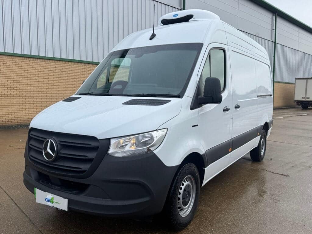 Mercedes eSprinter MWB chiller van, photo 3 of 17