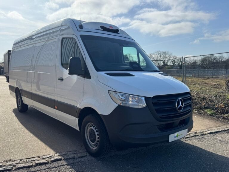 2026 Mercedes-Benz Sprinter 315CDI L3H2 PRO Cancelled Order refrigerated van – photo 1 of 15