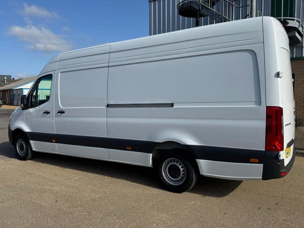 Mercedes-Benz Sprinter refrigerated chiller van