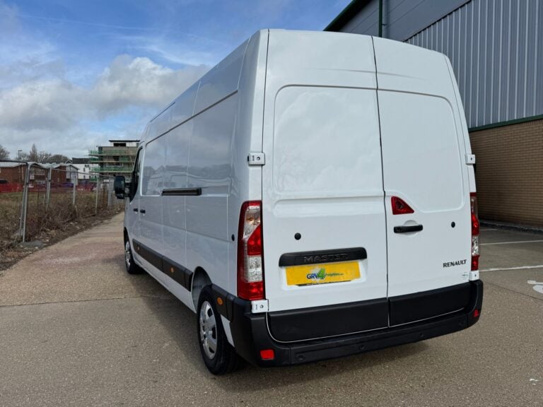 2022 Renault Master 35 Business+ LWB refrigerated van – photo 5 of 14