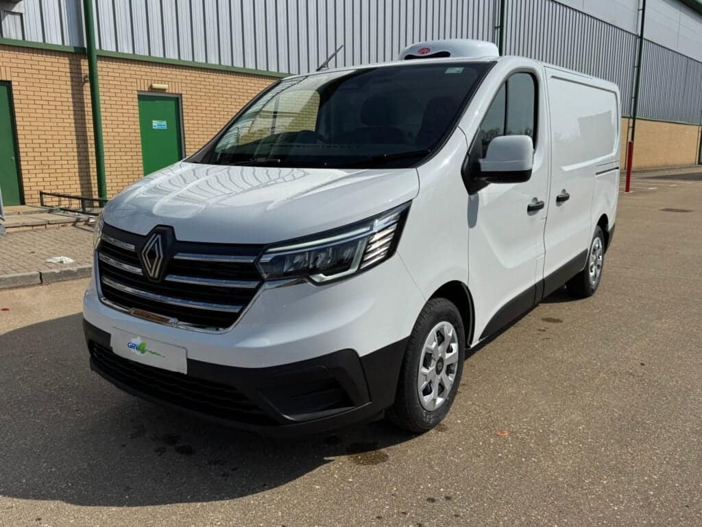 Renault Trafic SL30 freezer van, photo 3 of 13