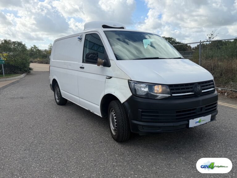 2018 Volkswagen Transporter T28 fridge van – front left corner