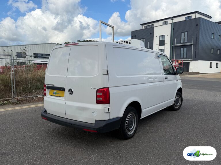 2018 Volkswagen Transporter T28 fridge van – rear right corner
