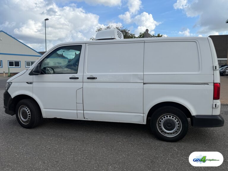 2018 Volkswagen Transporter T28 fridge van – left side